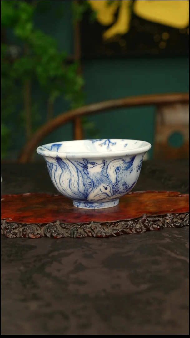 画堂春 青花手绘九尾狐主人杯