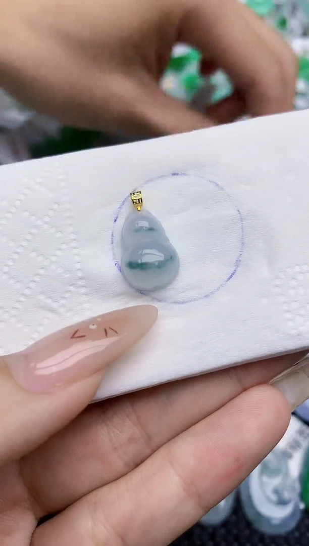 翡翠18K金镶嵌颈饰    天然翡翠A货