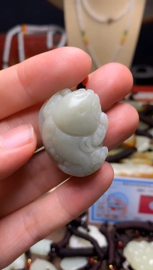 颈饰未镶嵌和田玉新疆料青海料清水和田玉吊坠