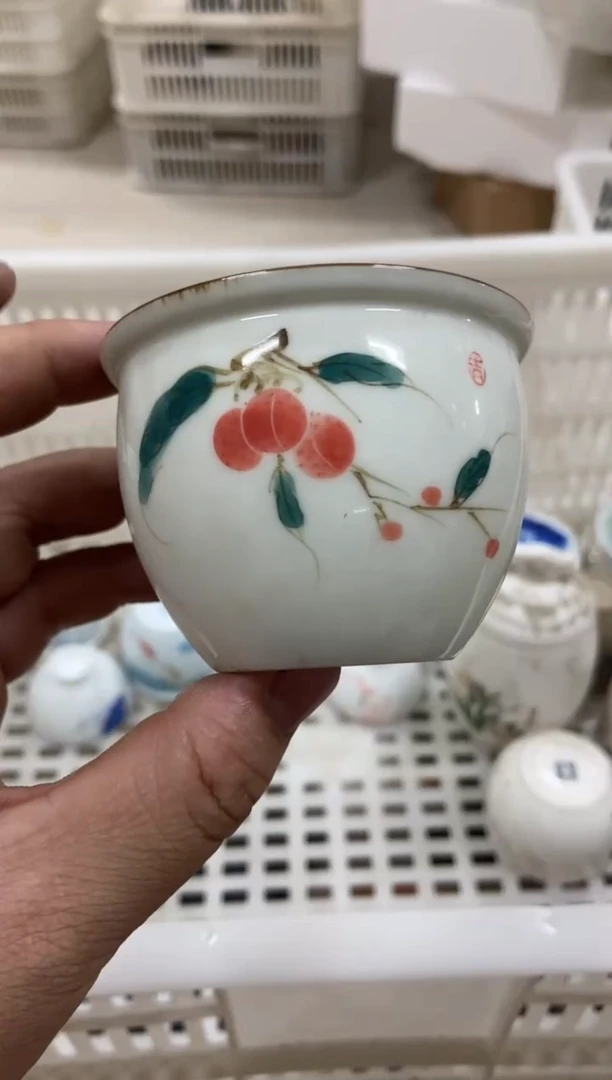 无运费险有瑕疵的摄影的产品有使用过的痕迹有点脏介意勿拍
