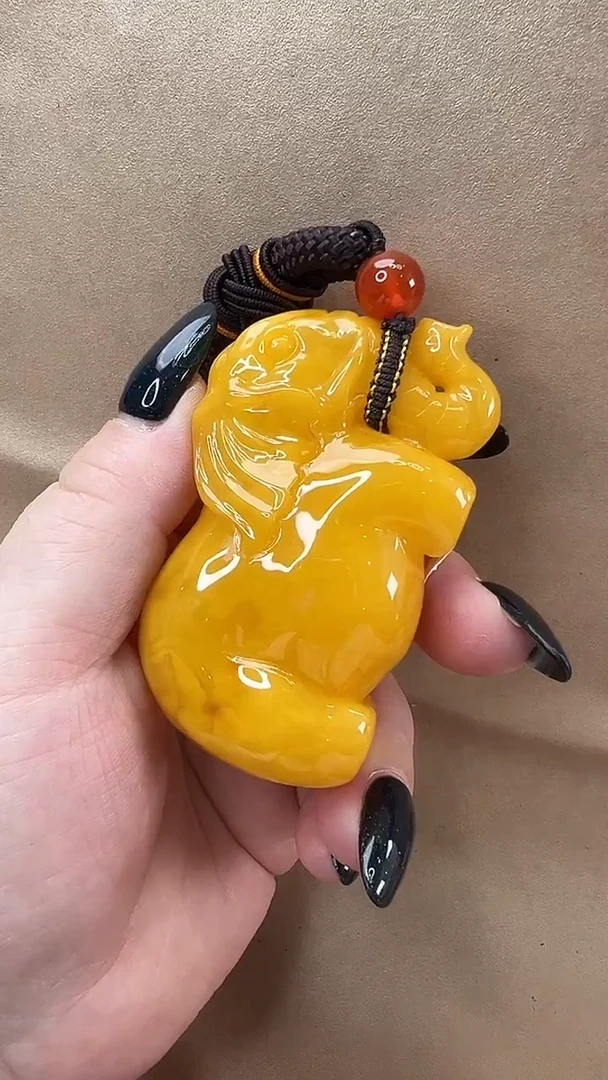 琥珀颈饰未镶嵌吊坠