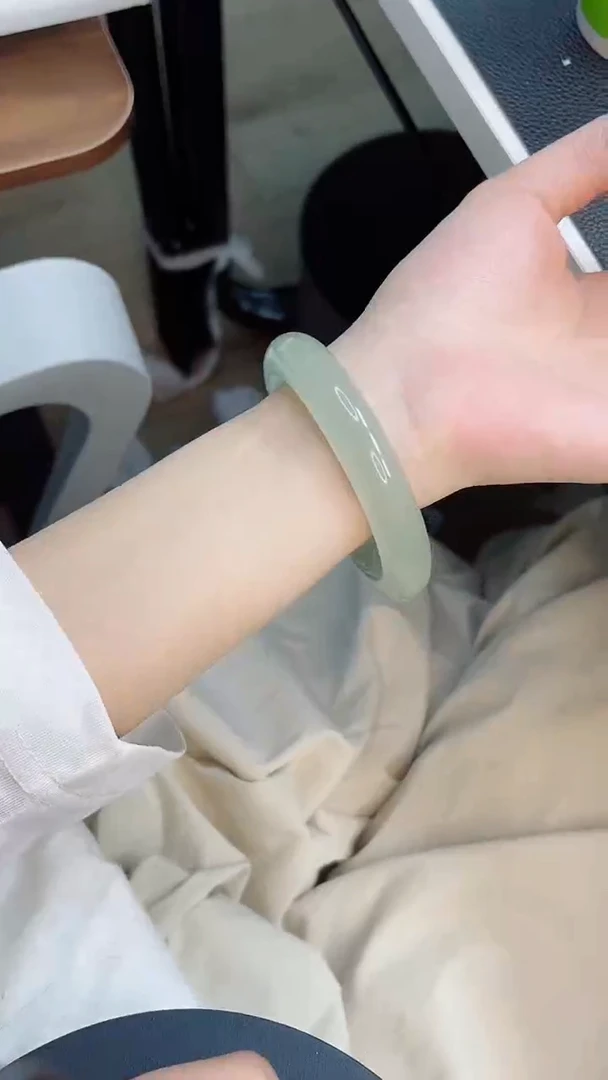 未镶嵌手镯石英质玉46-*56