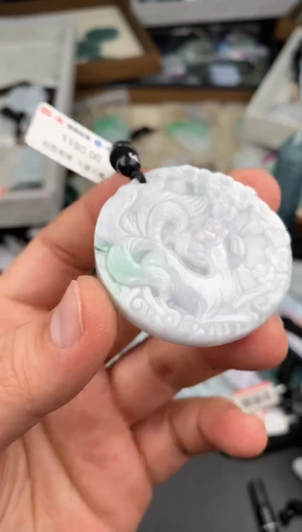 【闪购商品】翡翠颈饰未镶嵌  天然翡翠，一物一图