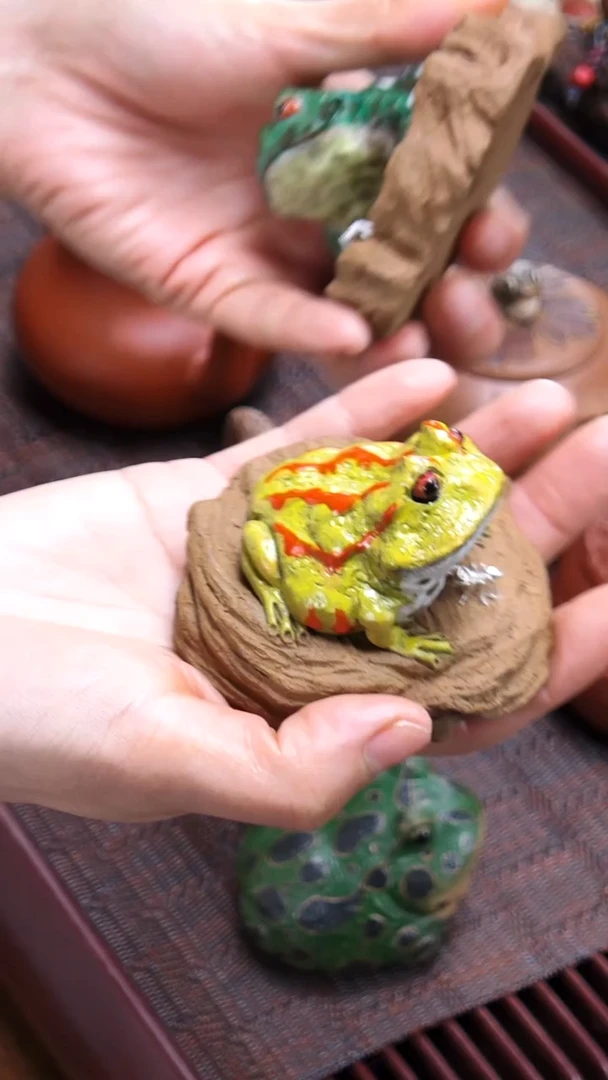 【闪购商品】紫砂茶宠刘祖铭《角蛙》（黄色款）