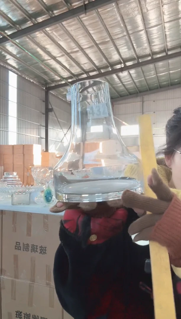 056直播玻璃花瓶