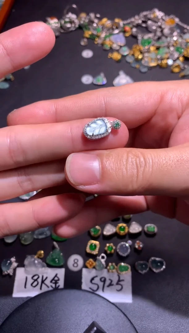 【闪购商品】翡翠吊坠(不含链)银S925镶嵌1