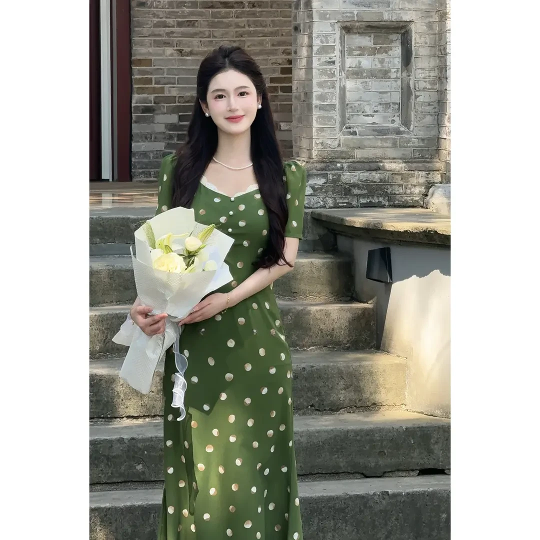 【茶香茉莉】法式度假风田园绿色显瘦连衣裙子女装新款温婉高腰长裙