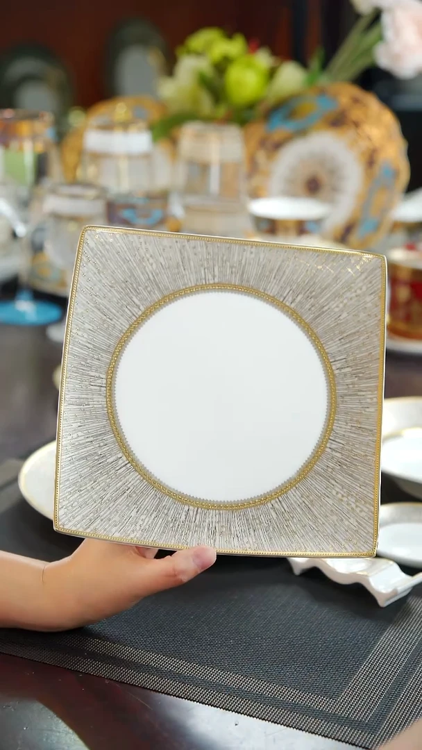 瓷片方平盘  1个