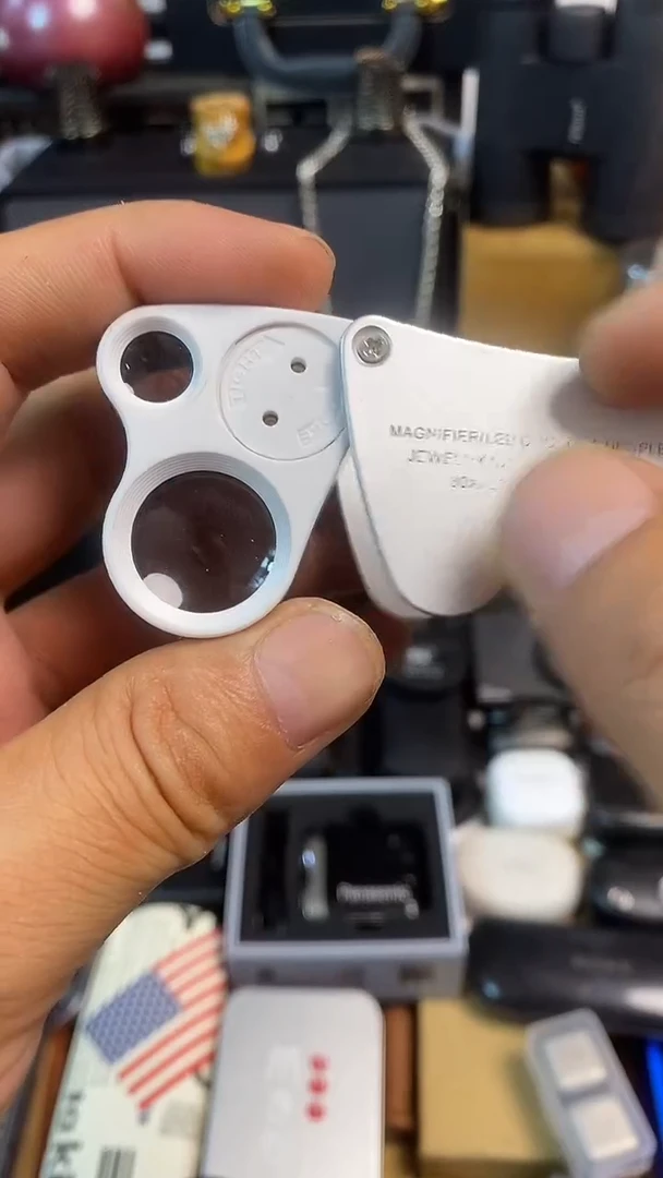 瓷片闪购商品，如图所示