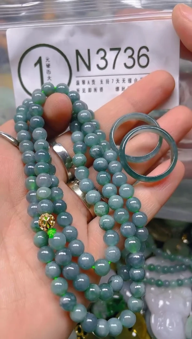 翡翠未镶嵌颈饰/N/翡翠A货,一件也是批发价