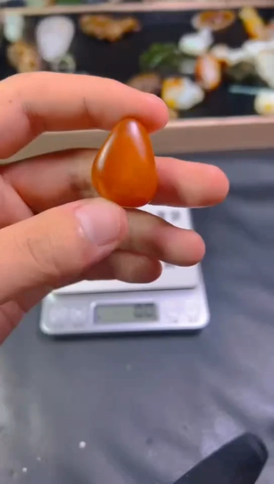 和田玉未镶嵌颈饰和田玉84