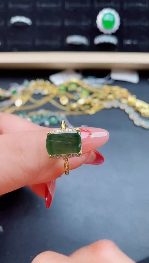 【闪购商品】翡翠戒指银S925镶嵌12121