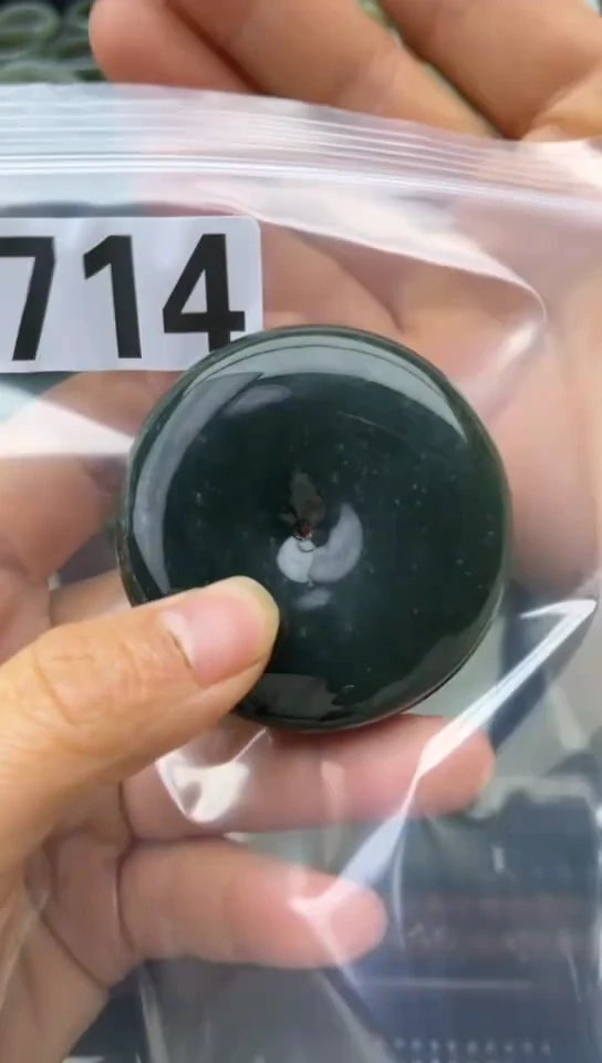 未镶嵌和田玉珠宝半成品扣子