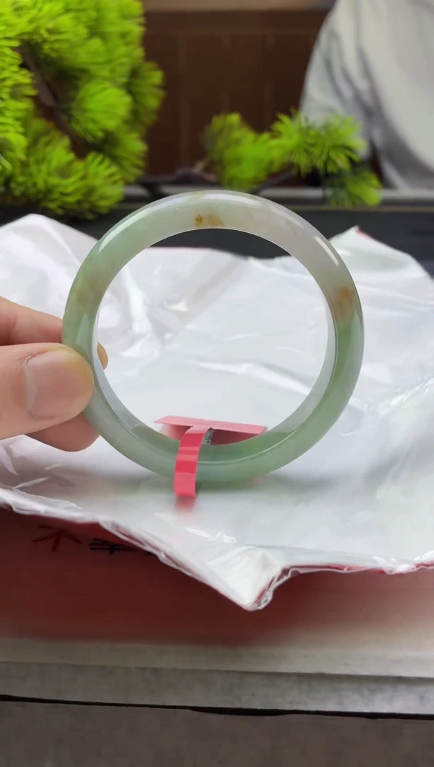 翡翠手镯未镶嵌纯天然A货翡翠手镯