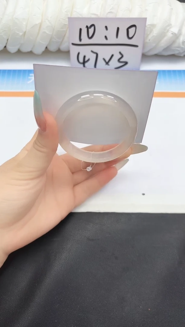 未镶嵌手镯石英质玉9-53