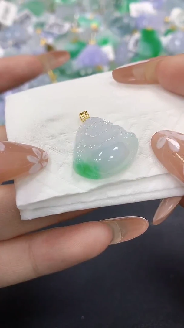 颈饰18K金镶嵌翡翠a货假一赔三支持复检百元上9元证书费自理