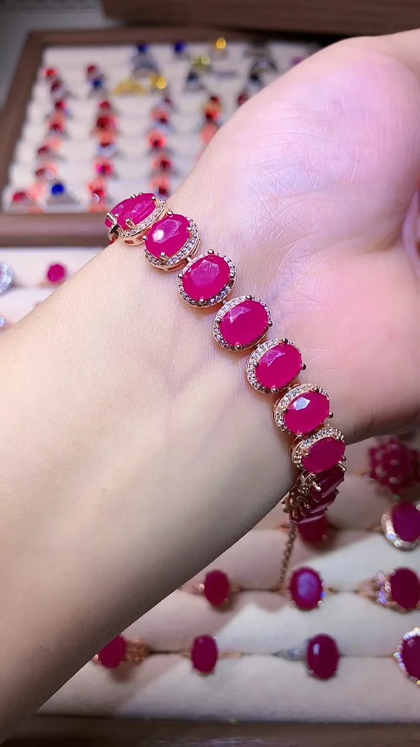 【闪购商品】红宝石手链银S925镶嵌000