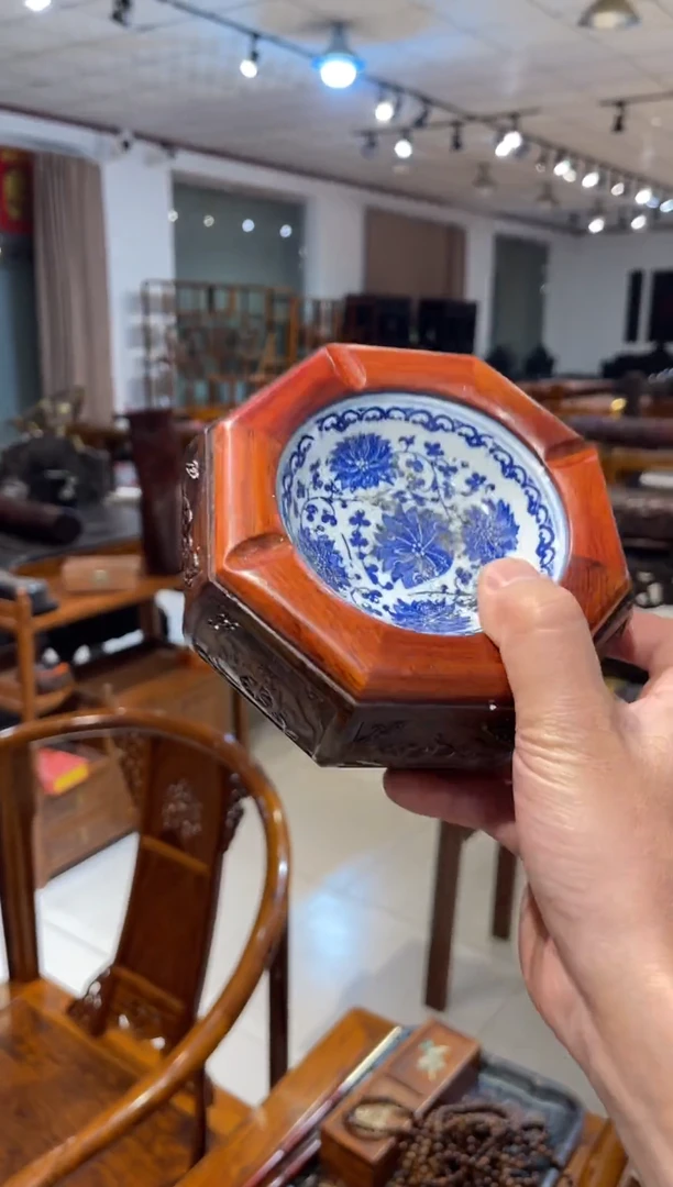 花梨木类烟灰缸、、、、、、、、、、、、