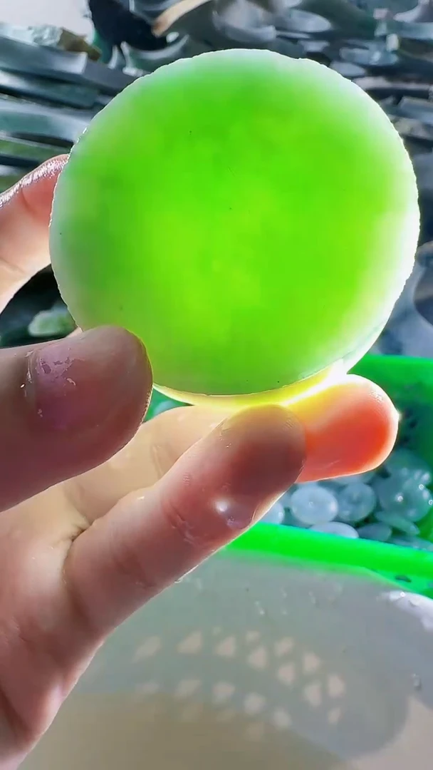 翡翠裸石缅甸翡翠A货文9859