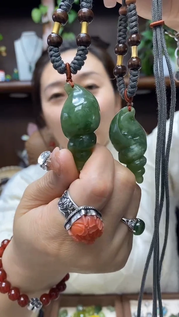 未镶嵌岫玉吊坠多样性发货其中发一