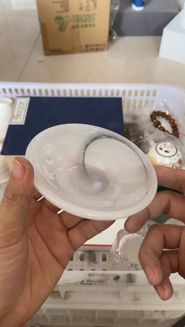 无运费险有瑕疵的摄影的产品有使用过的痕迹有点脏介意勿拍