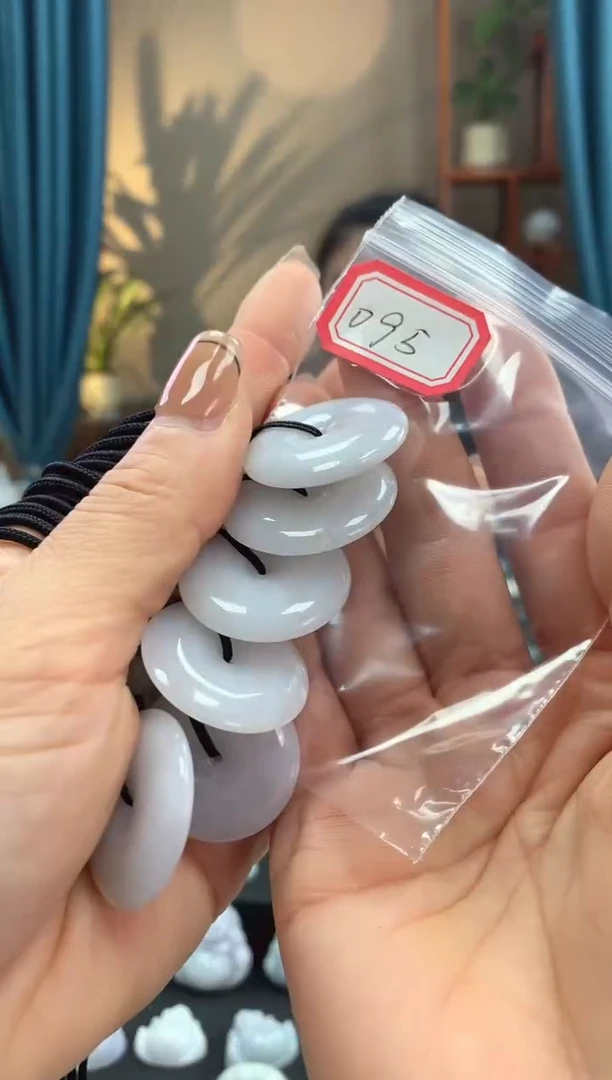 翡翠未镶嵌颈饰平安扣095多样性发一件