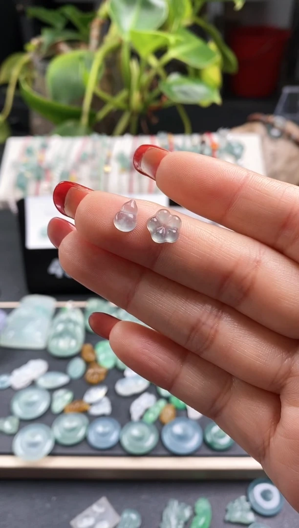 【闪购商品】翡翠散珠葫芦+小花