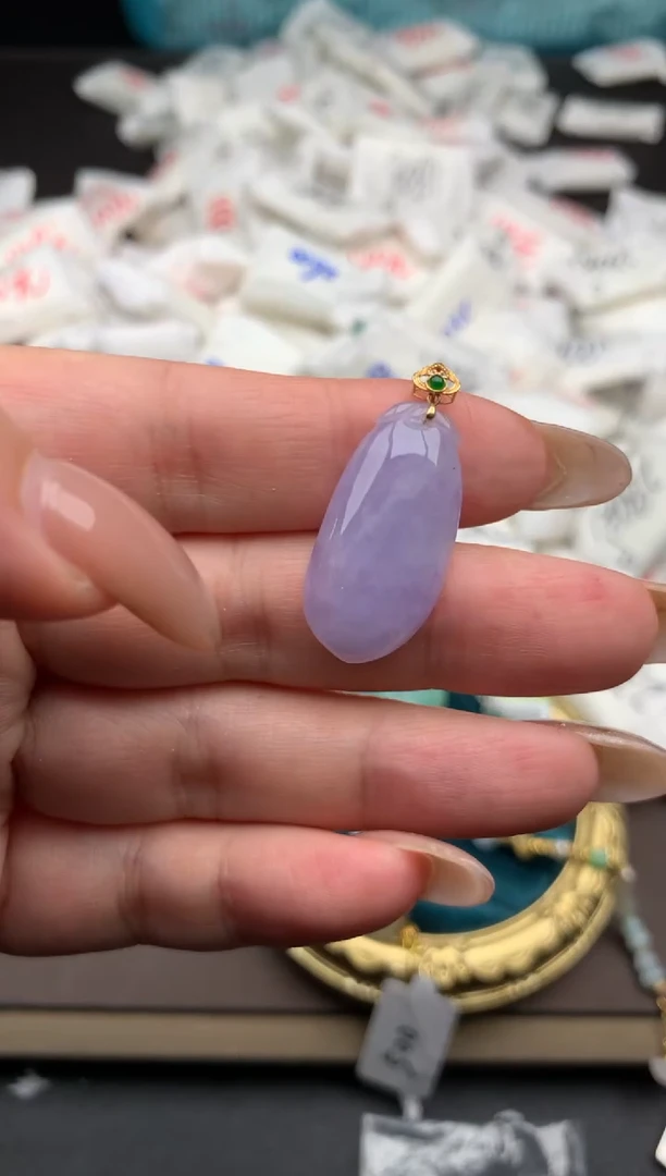 【闪购商品】翡翠挂件18K金镶嵌一