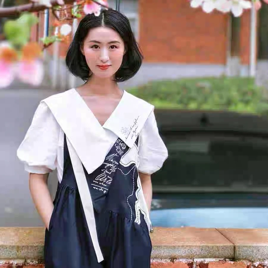 【LILI穿搭】海军领刺绣白衬衣夏新款