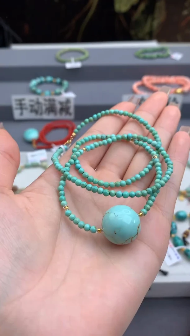 18K金镶嵌绿松石锁骨链洋.C92