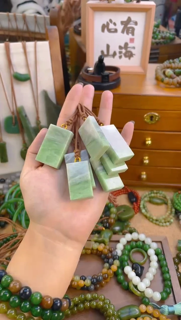 未镶嵌手串和田玉意境牌子拍一发一多样性发货