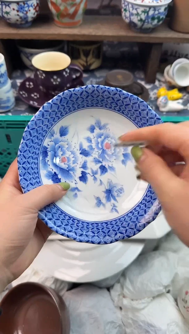 瓷片我**恩