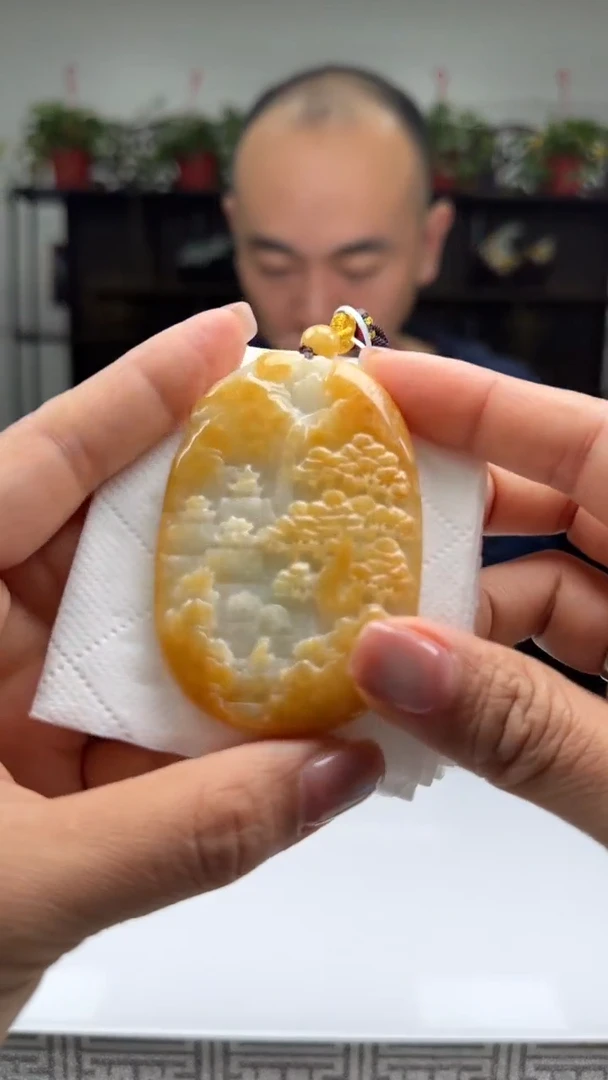 【闪购商品】翡翠颈饰未镶嵌天然翡翠A货吊坠