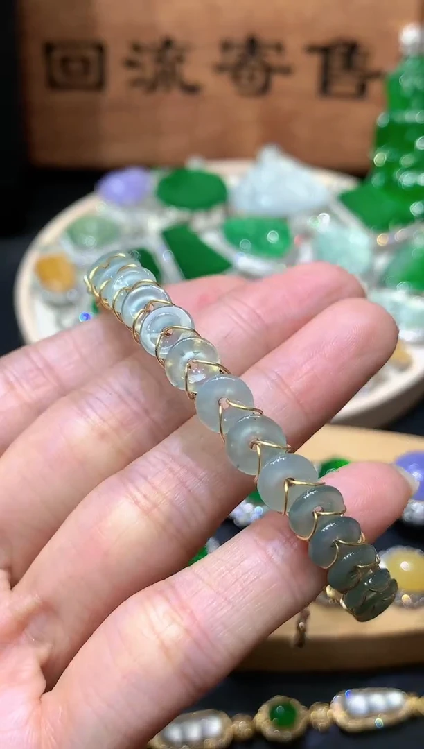 未镶嵌手镯翡翠团购