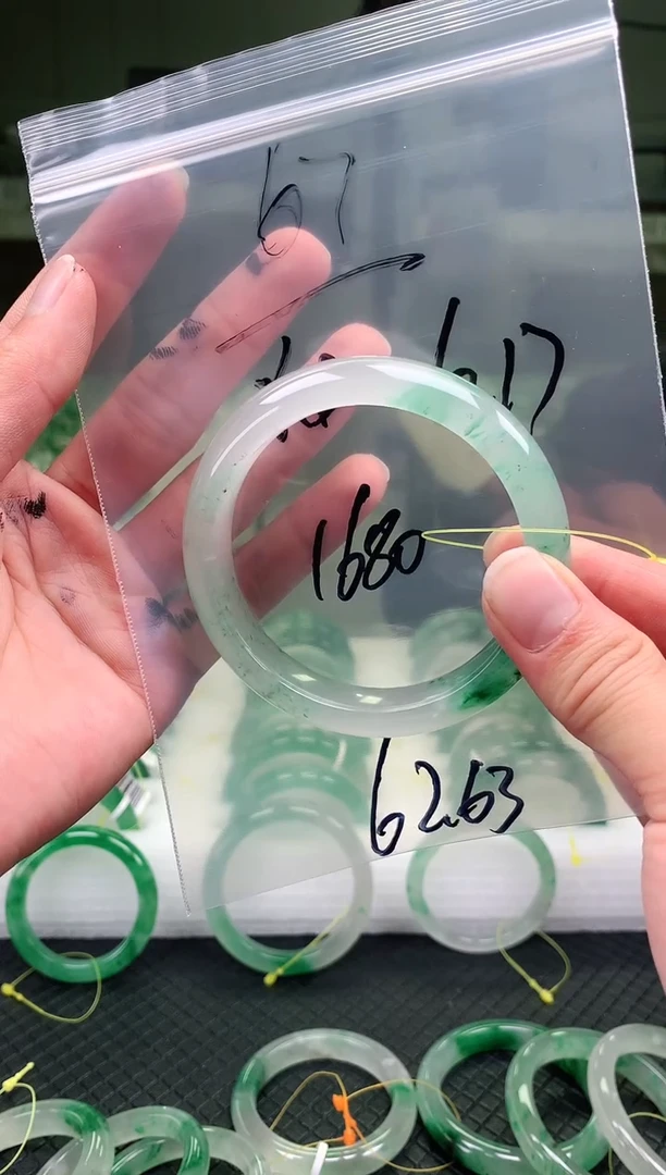 未镶嵌手镯石英质玉非洲翠手镯62-63圈口67号