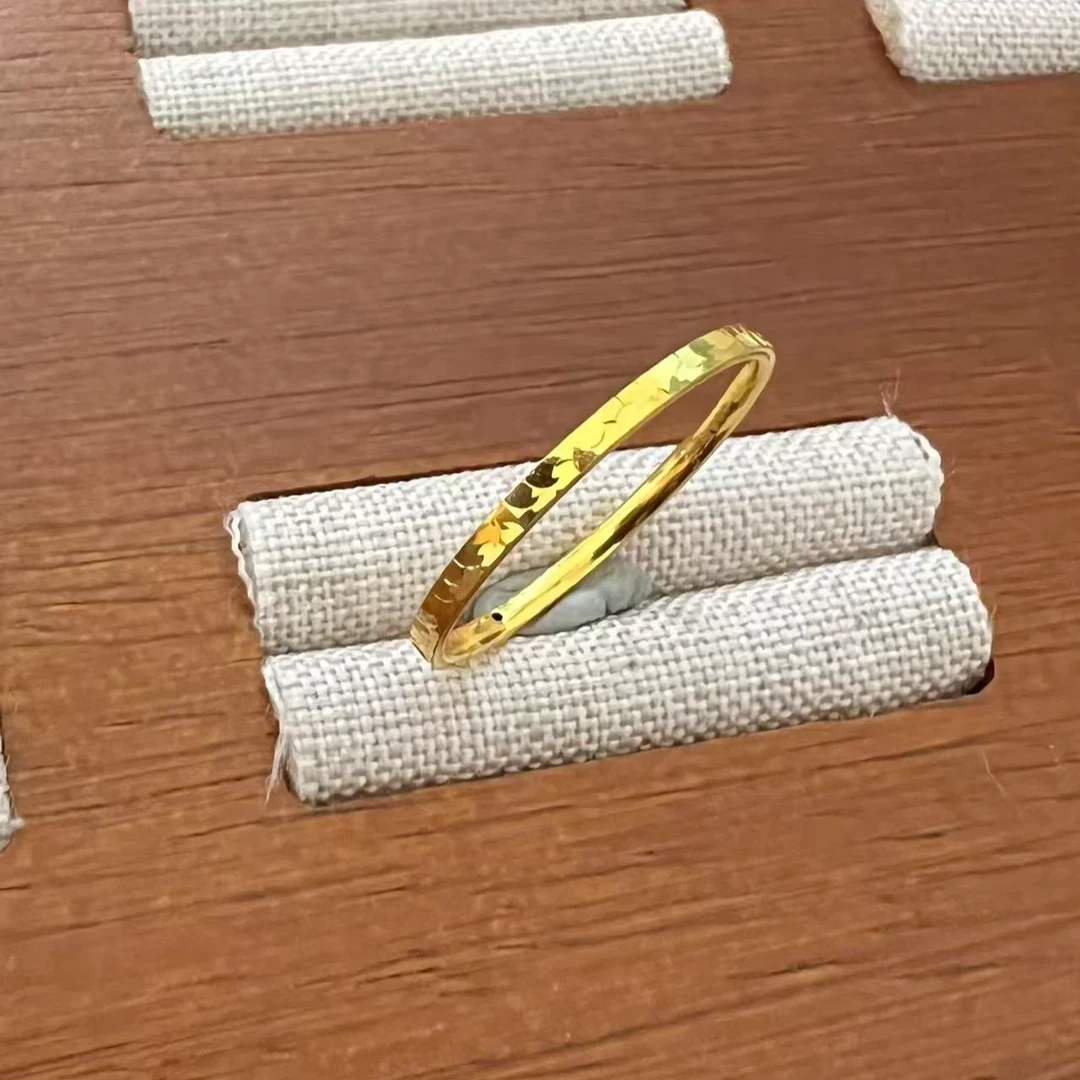 克重0.54 21号 碎冰冰戒指 足金999