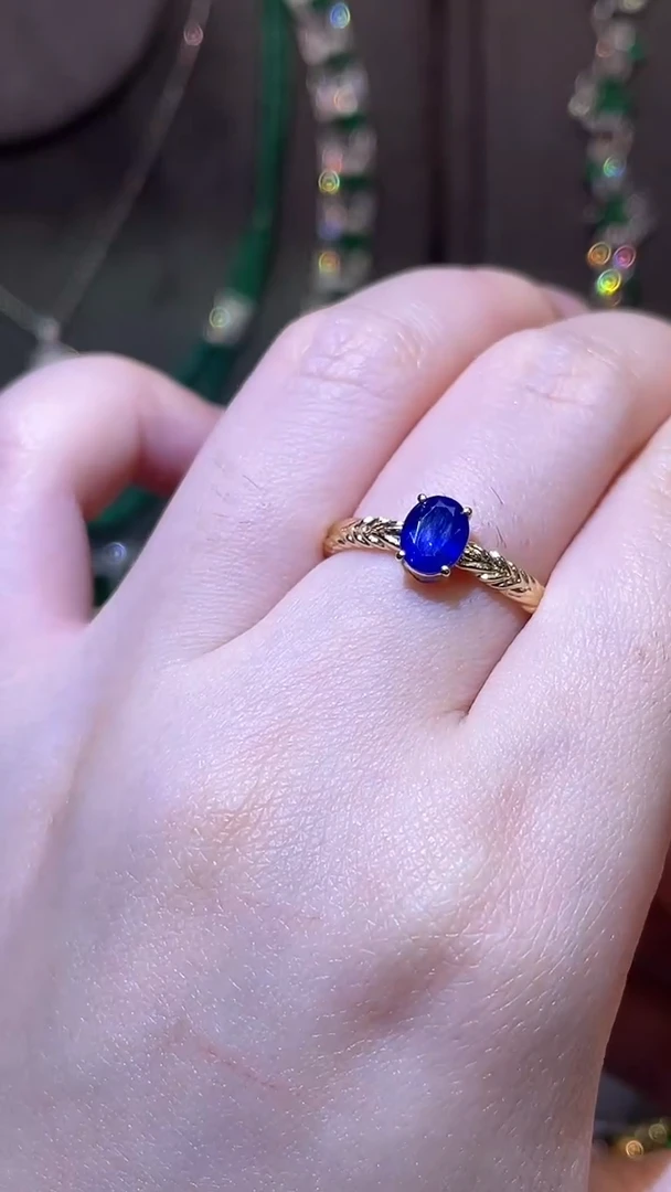 蓝宝石戒指18K金镶嵌斯里兰卡  皇家蓝1.02ct