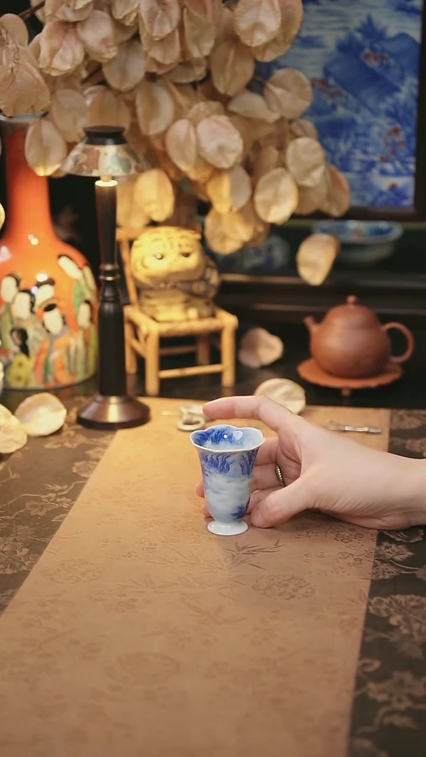 山人写墨 山水高足花口杯