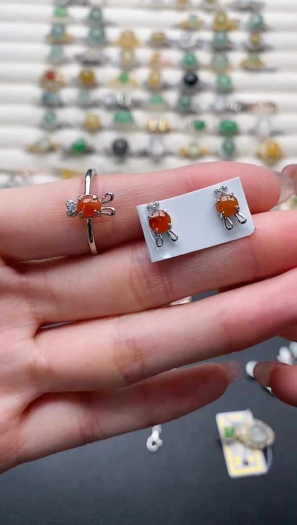 银S925镶嵌戒指翡翠3333333+6