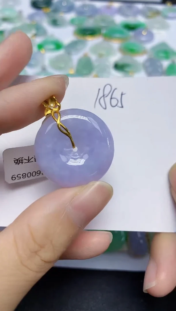 翡翠18K金镶嵌颈饰天然缅甸翡翠A货