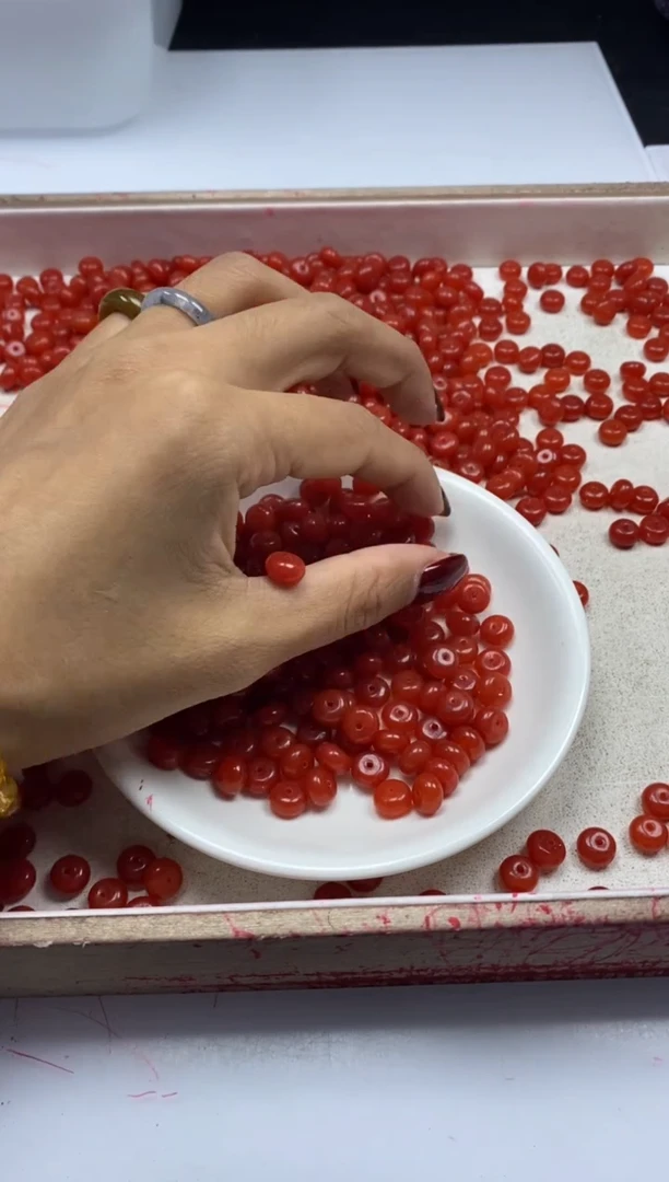 【闪购商品】玛瑙/玉髓颈饰未镶嵌w2280满肉南红算盘8*5mm*30颗