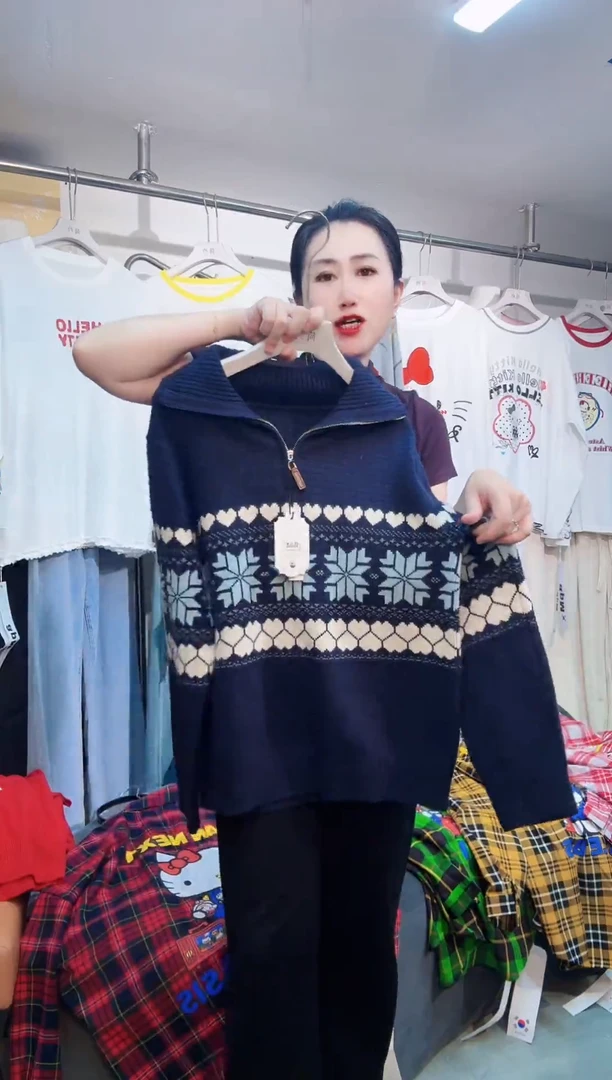 时尚潮流女装针织毛衣