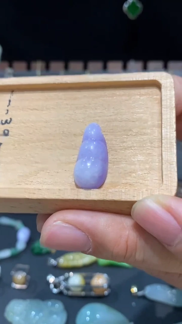 吊坠(不含链)18K金镶嵌翡翠紫气东来福豆