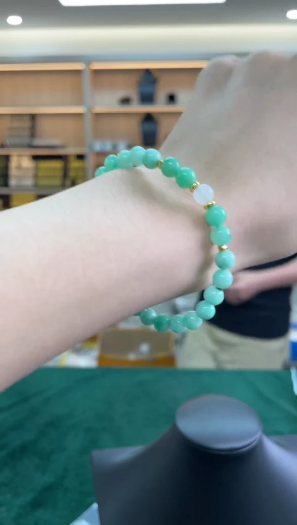 未镶嵌手串翡翠多样性发一件