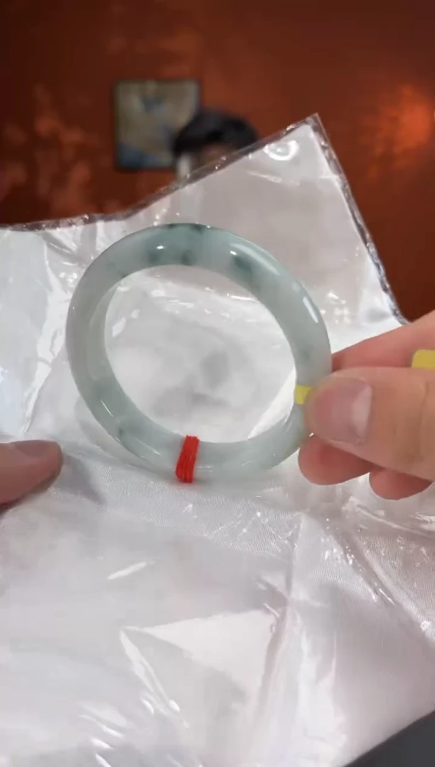 未镶嵌手镯翡翠翡翠手镯