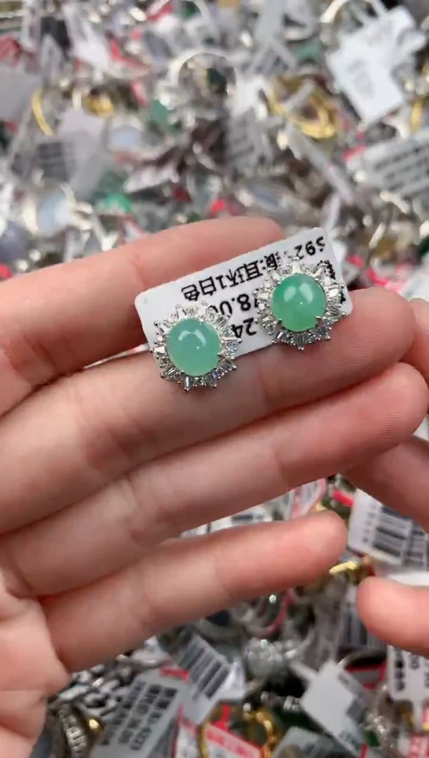 银S925镶嵌戒指翡翠777       9