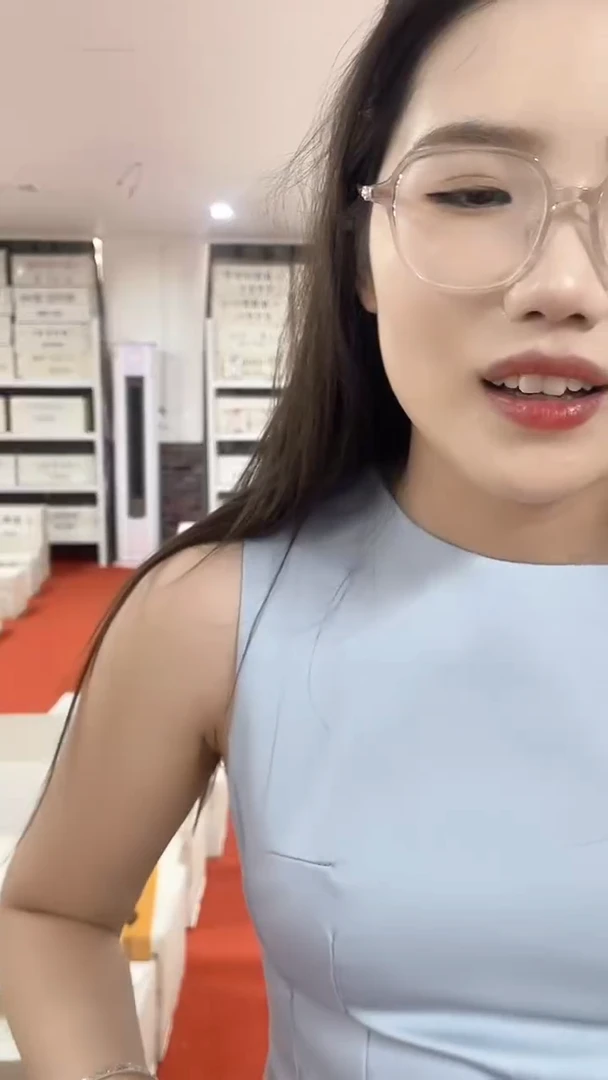 年***1XX至尊黑美人老虎4整捆1千张连号