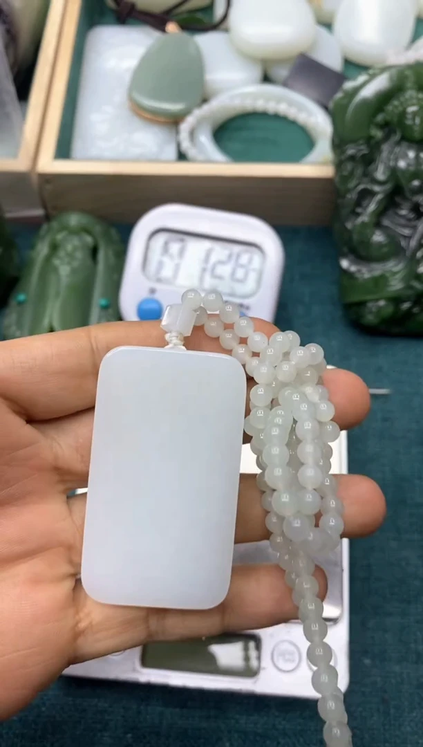 【闪购商品】定制和田玉精品挂件