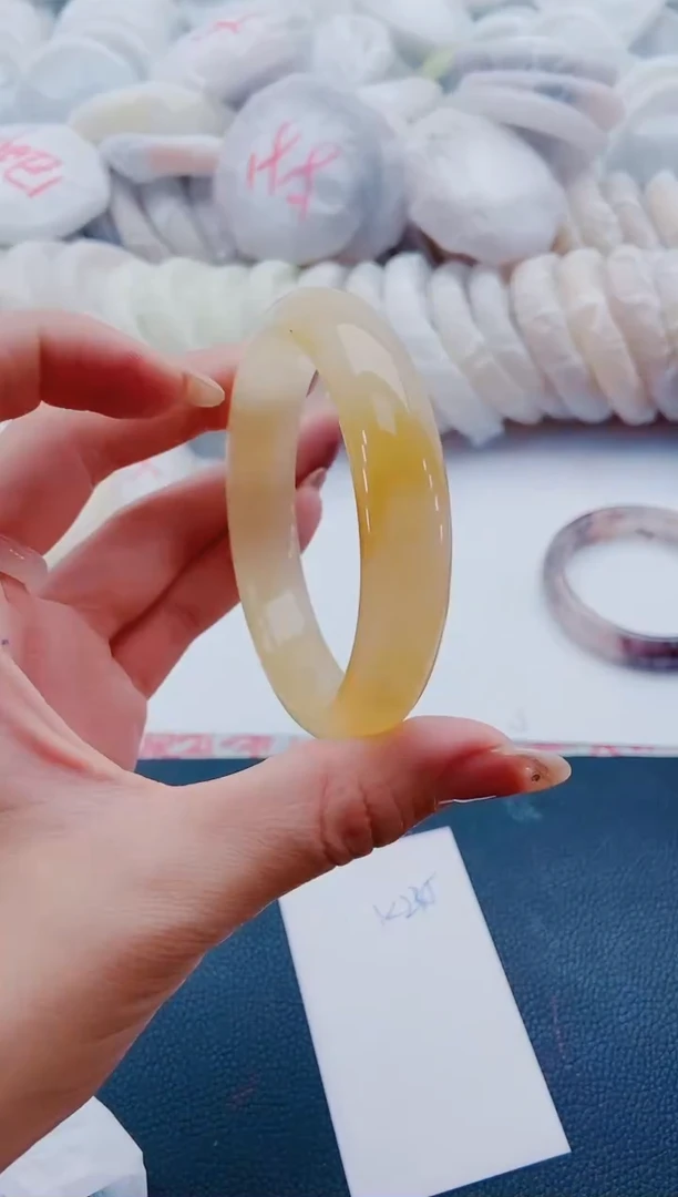 未镶嵌手镯石英质玉K235-59-60