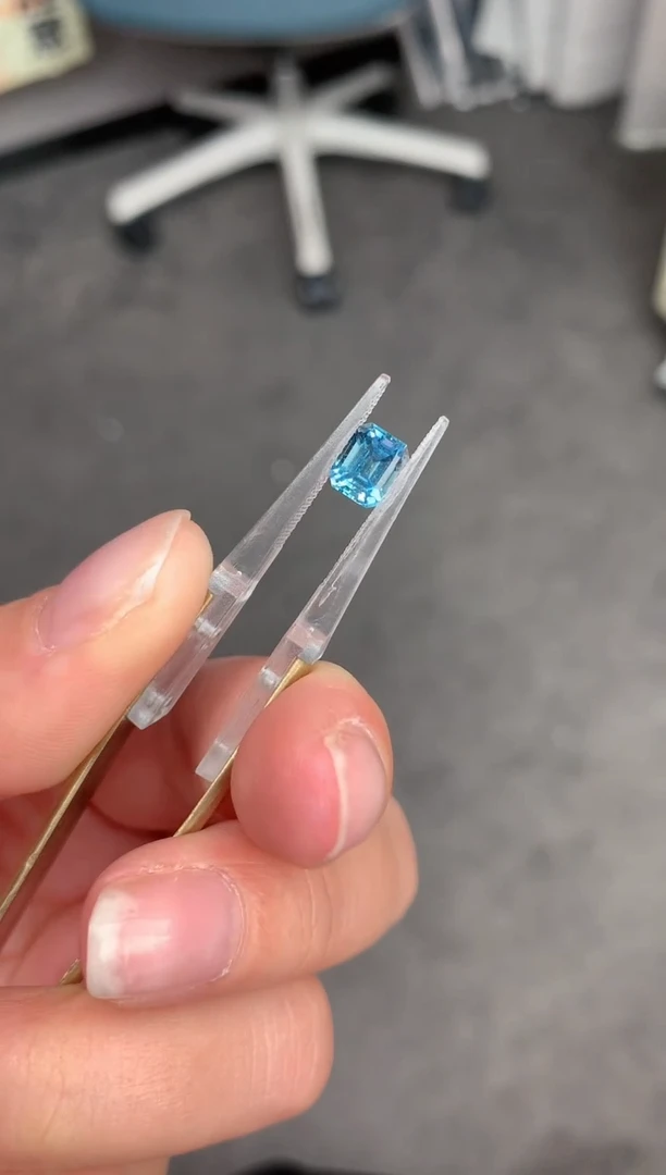 【闪购商品】海蓝宝石裸石未镶嵌1ct海蓝宝